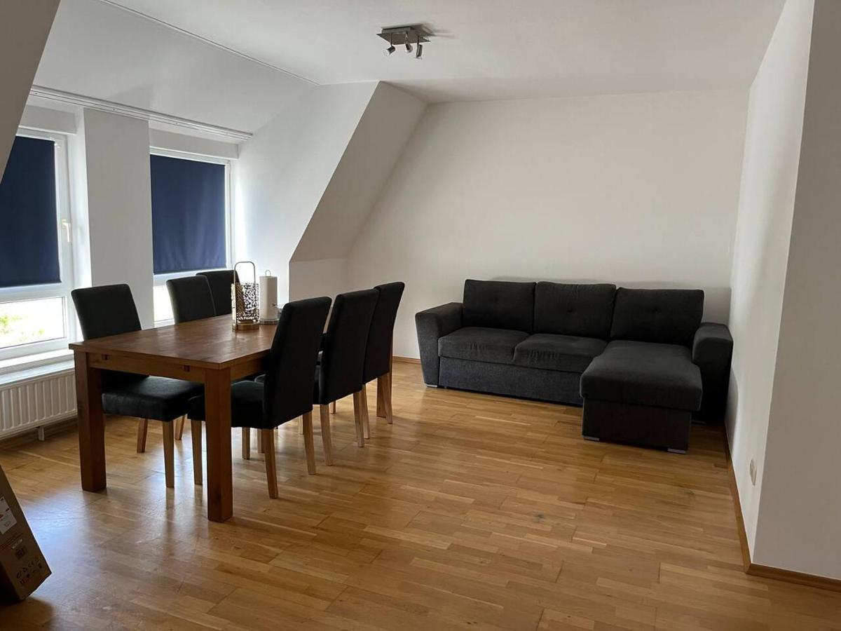 Grosses Apartment Im Dg Leipzig Luaran gambar