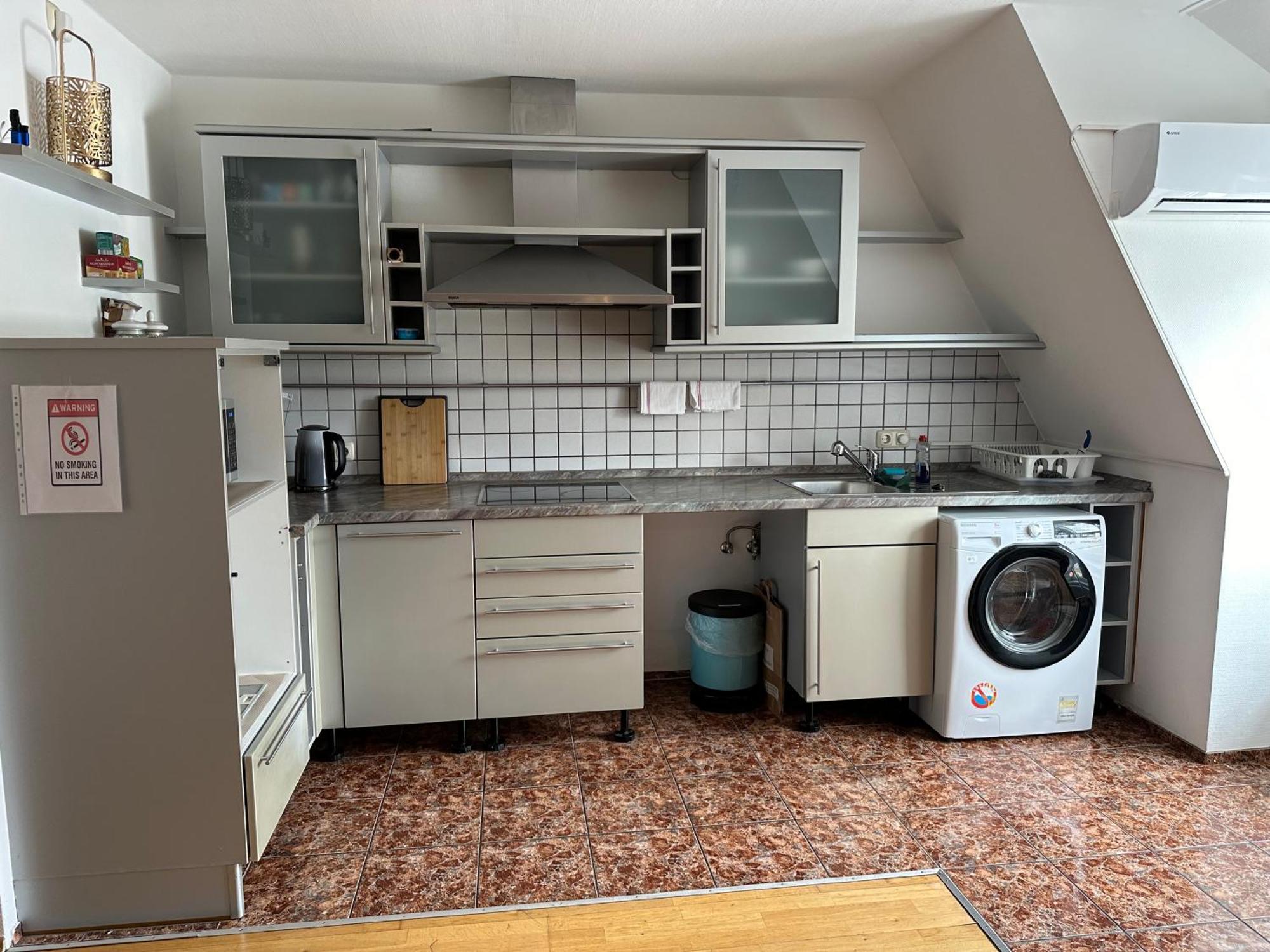 Grosses Apartment Im Dg Leipzig Luaran gambar